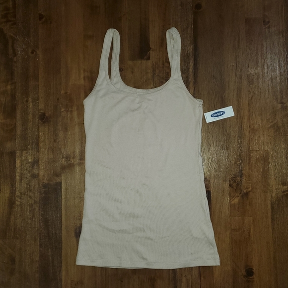 2 NWT Women's Old Navy Scoopneck Soft Modal Tank Top Bundle - Picture 5 of 7